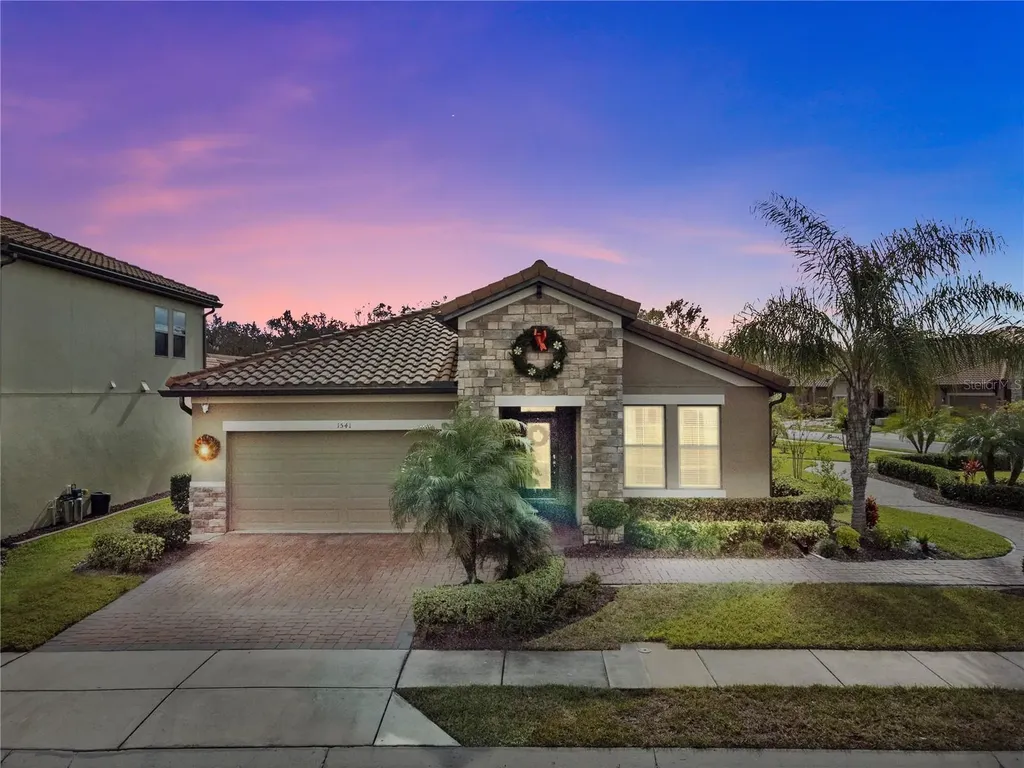 1541 Clubhouse Boulevard Davenport FL 33837