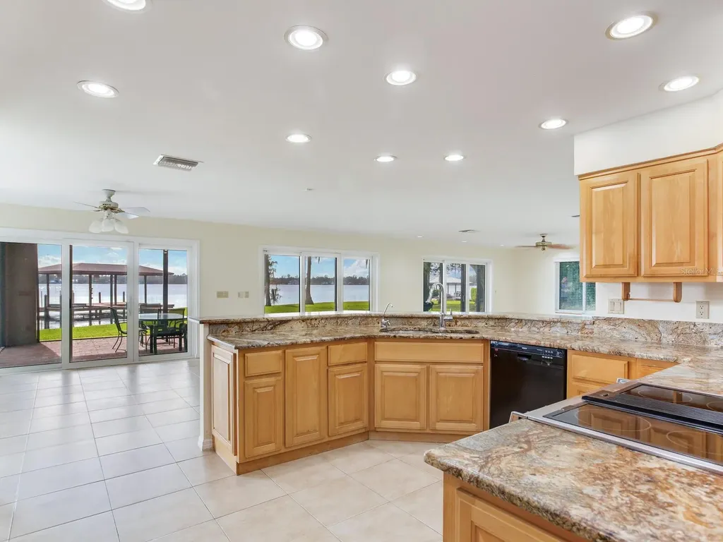 18120 Wayne Road Odessa FL 33556