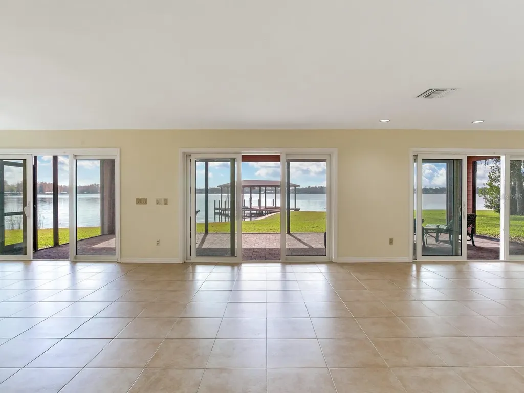 18120 Wayne Road Odessa FL 33556
