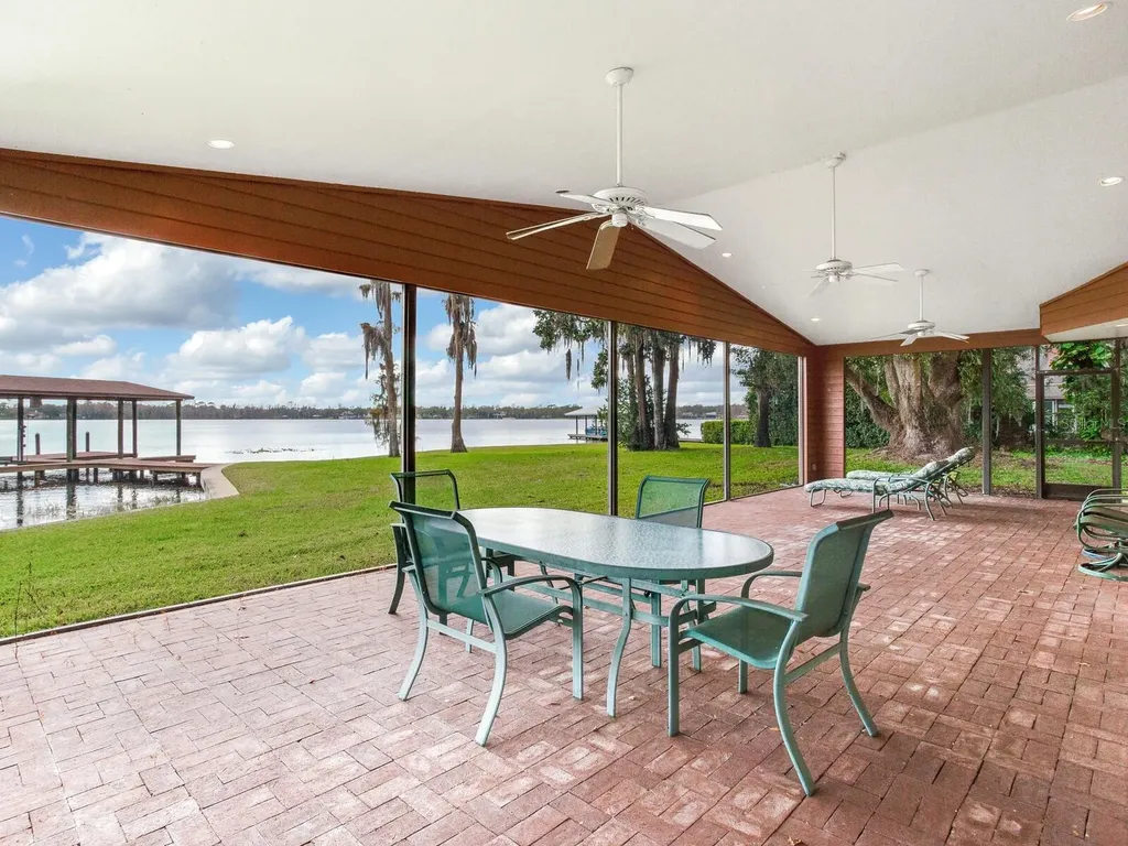18120 Wayne Road Odessa FL 33556