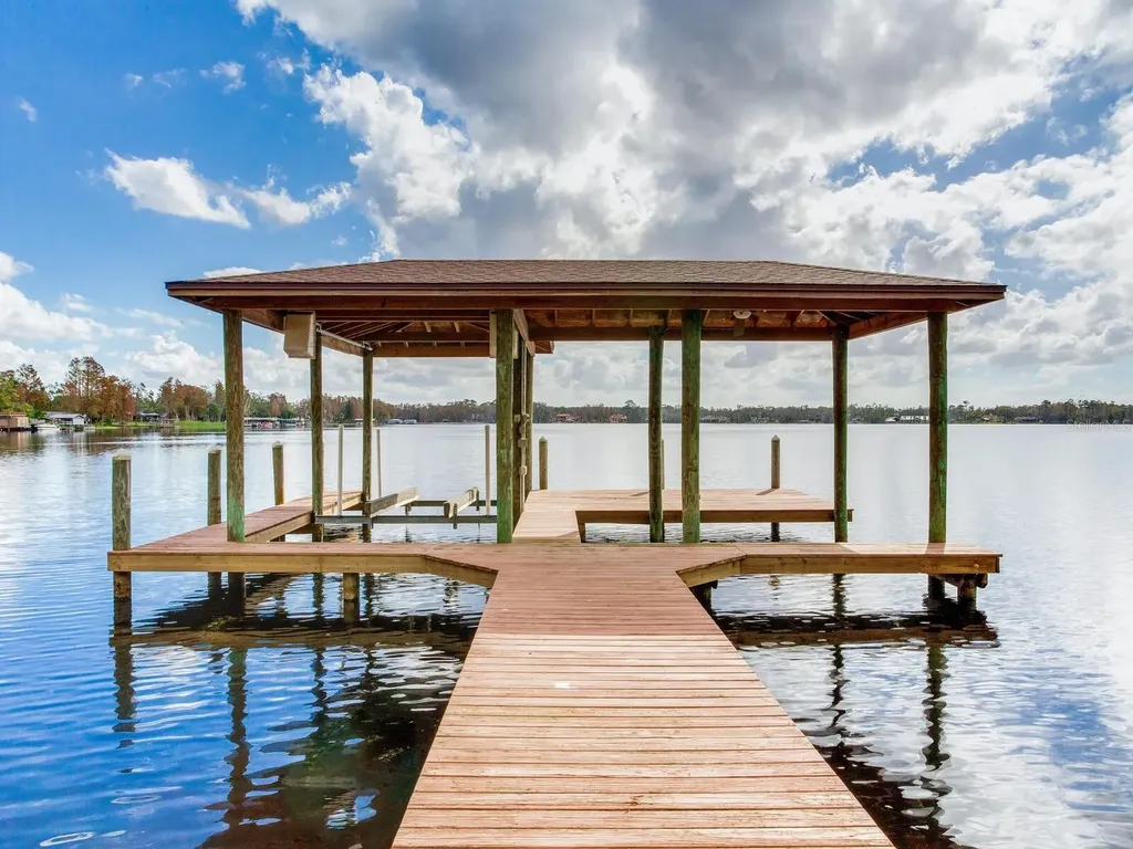 18120 Wayne Road Odessa FL 33556