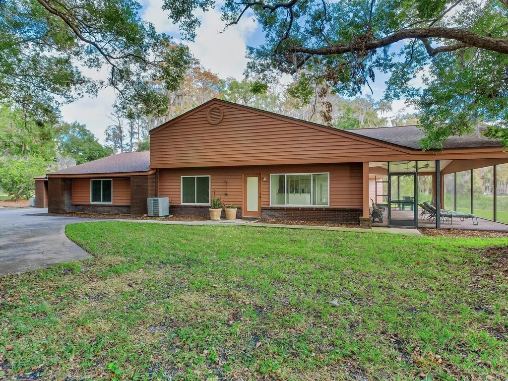 18120 Wayne Road Odessa FL 33556