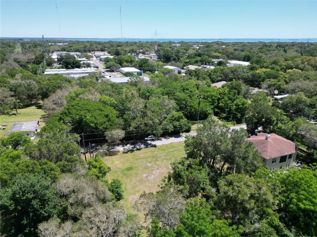 Elm Street Safety Harbor FL 34695