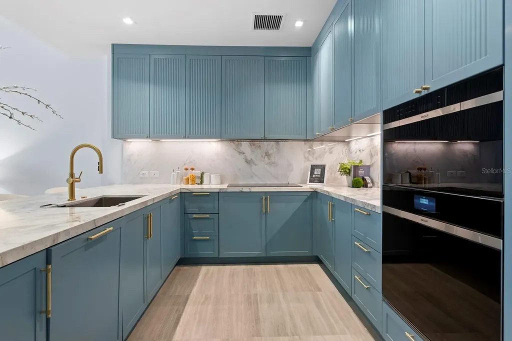 3020 W Santiago Street Tampa FL 33629