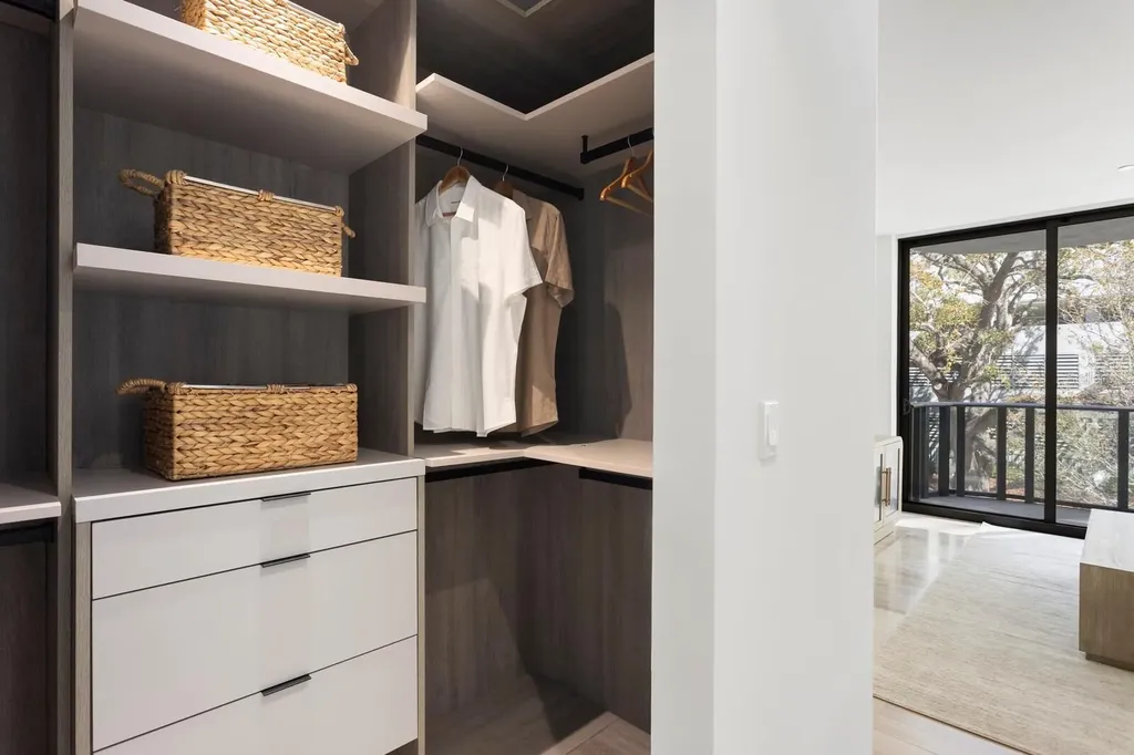 3020 W Santiago Street Tampa FL 33629