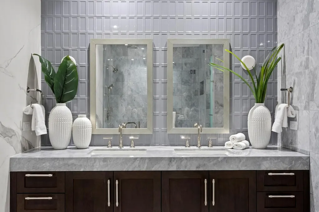 3020 W Santiago Street Tampa FL 33629