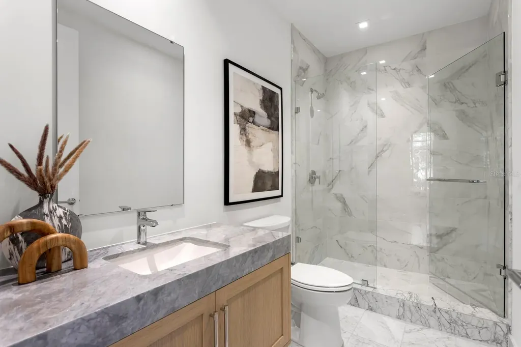 3020 W Santiago Street Tampa FL 33629