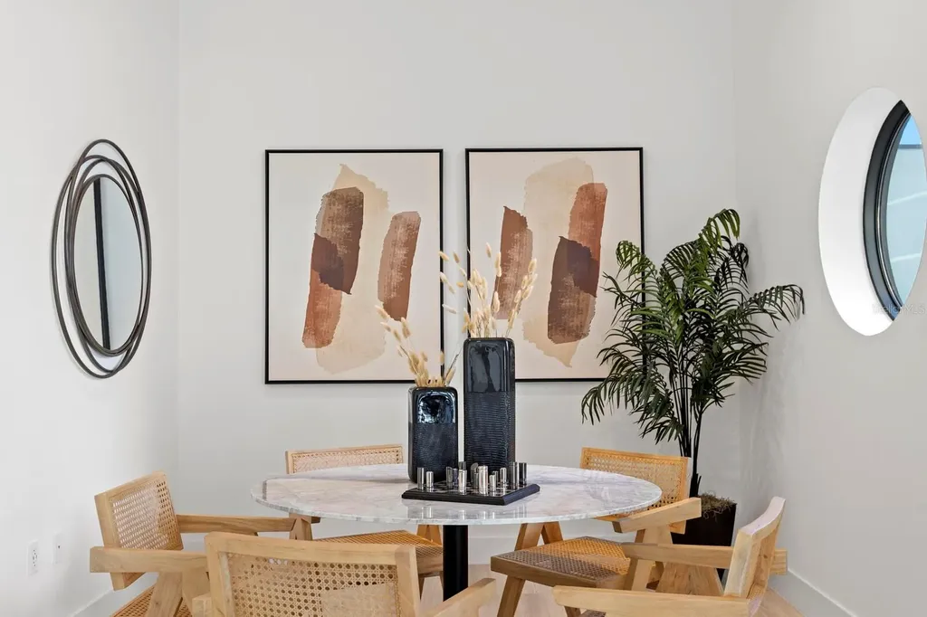 3020 W Santiago Street Tampa FL 33629