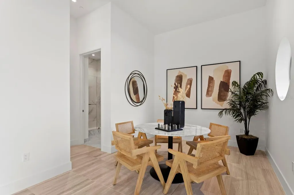 3020 W Santiago Street Tampa FL 33629