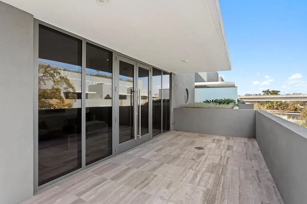 3020 W Santiago Street Tampa FL 33629