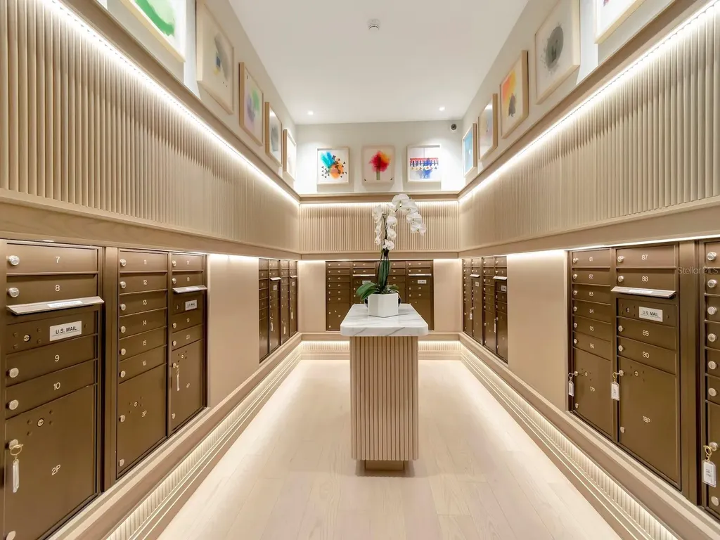 3020 W Santiago Street Tampa FL 33629