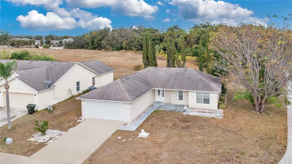 2124 Cassingham Circle Ocoee FL 34761