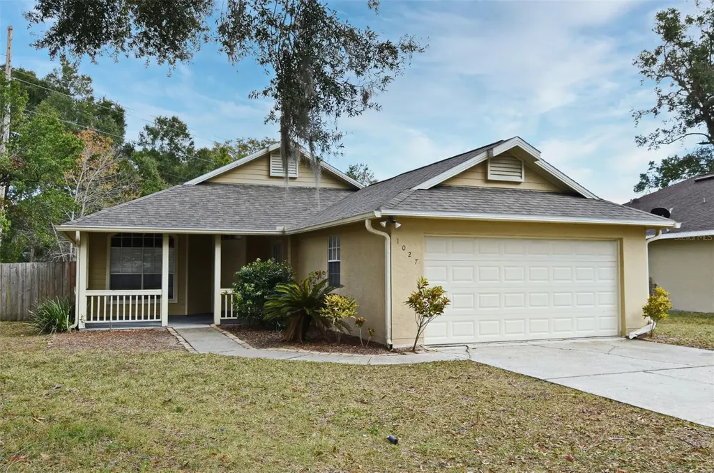 1027 Royal Oaks Drive Apopka FL 32703