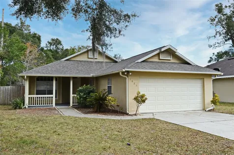 1027 Royal Oaks Drive Apopka FL 32703