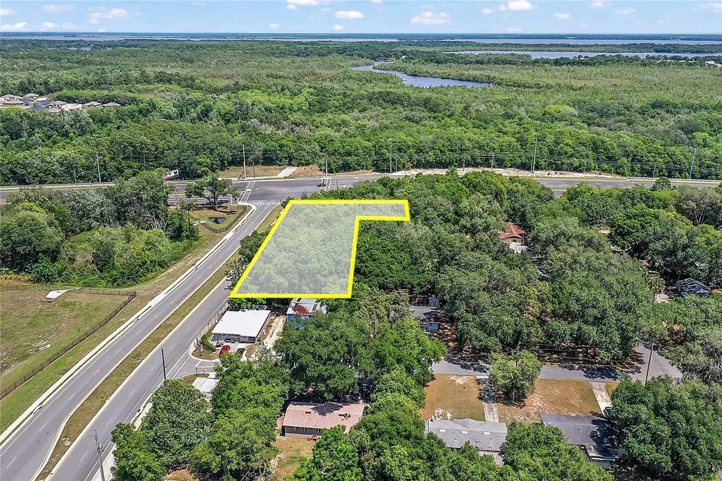 0 Us Highway 27/441 & Miller Avenue Fruitland Park FL 34731