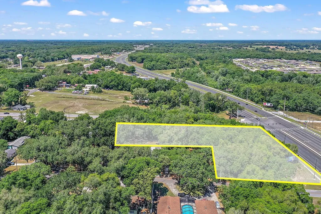 0 Us Highway 27/441 & Miller Avenue Fruitland Park FL 34731