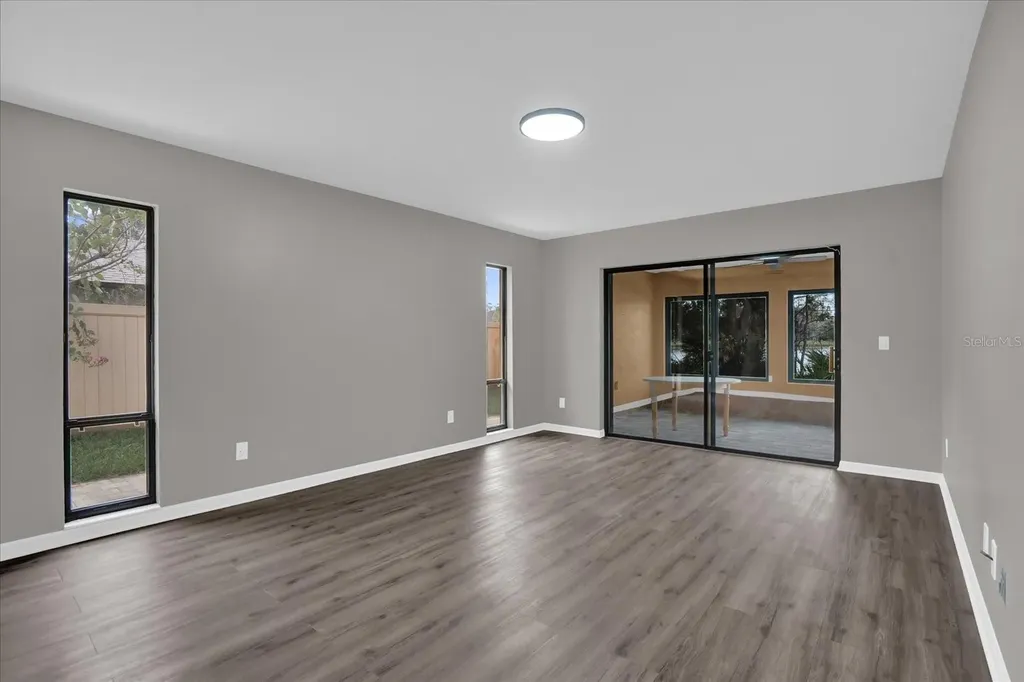 3966 Lake Mira Drive Orlando FL 32817
