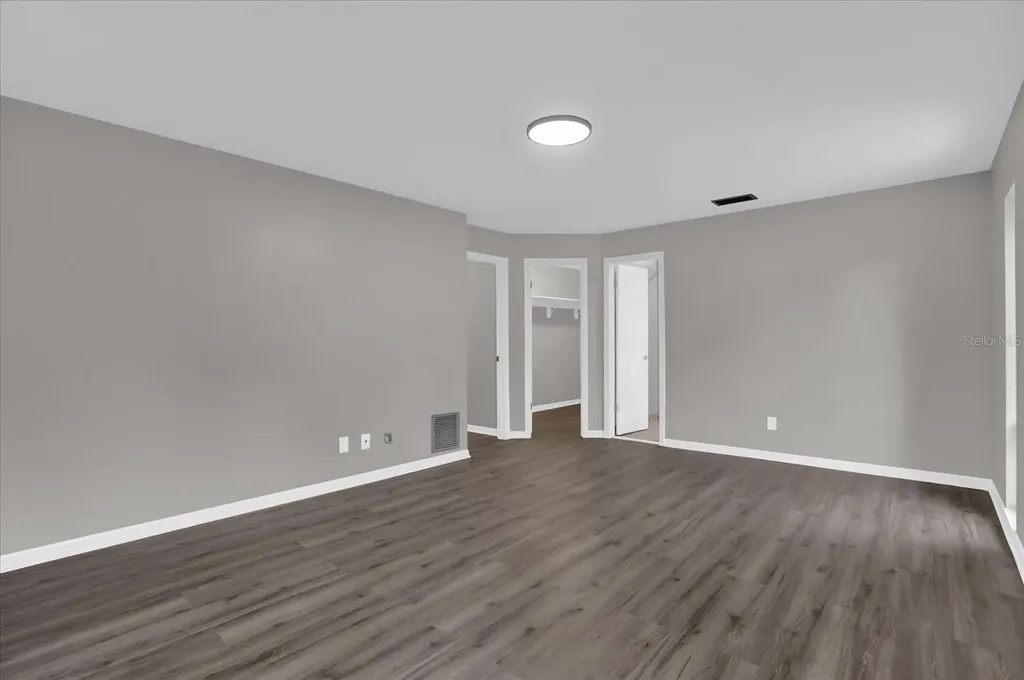 3966 Lake Mira Drive Orlando FL 32817