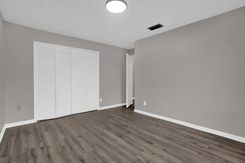 3966 Lake Mira Drive Orlando FL 32817