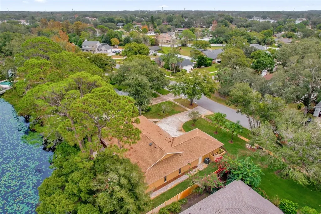 3966 Lake Mira Drive Orlando FL 32817