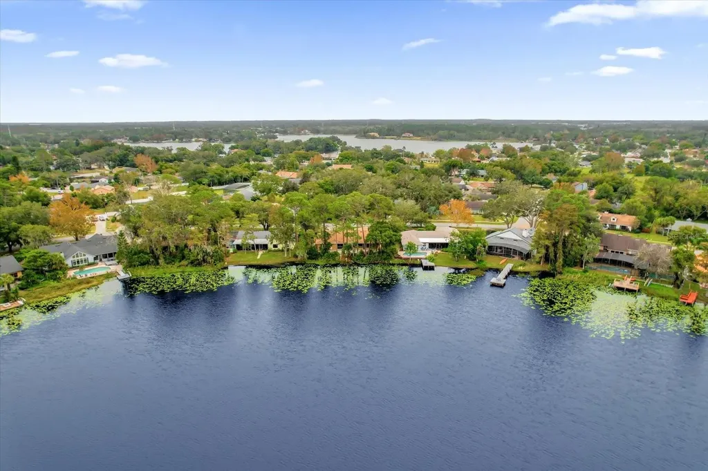 3966 Lake Mira Drive Orlando FL 32817