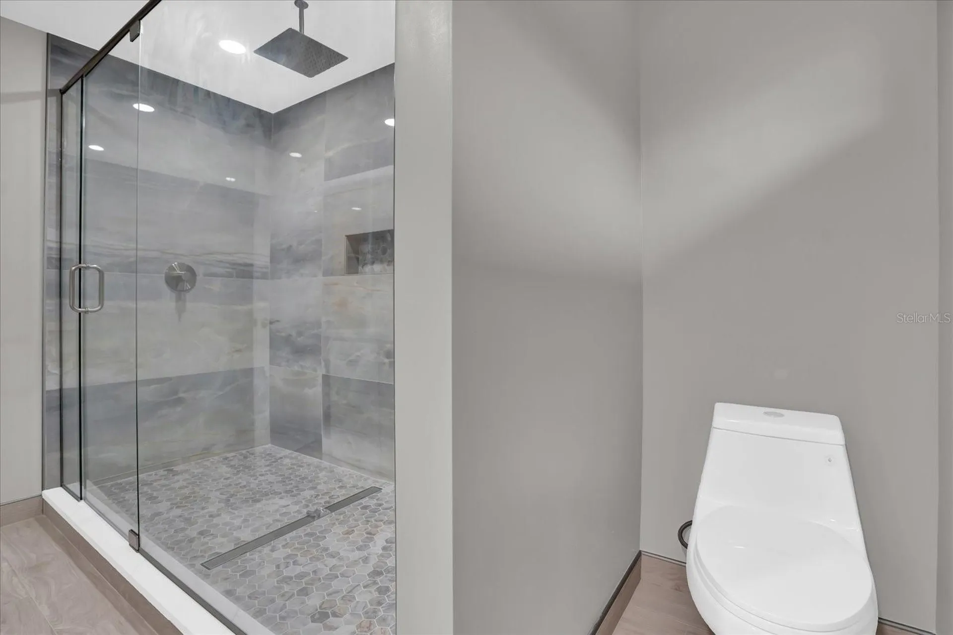 3966 Lake Mira Drive Orlando FL 32817