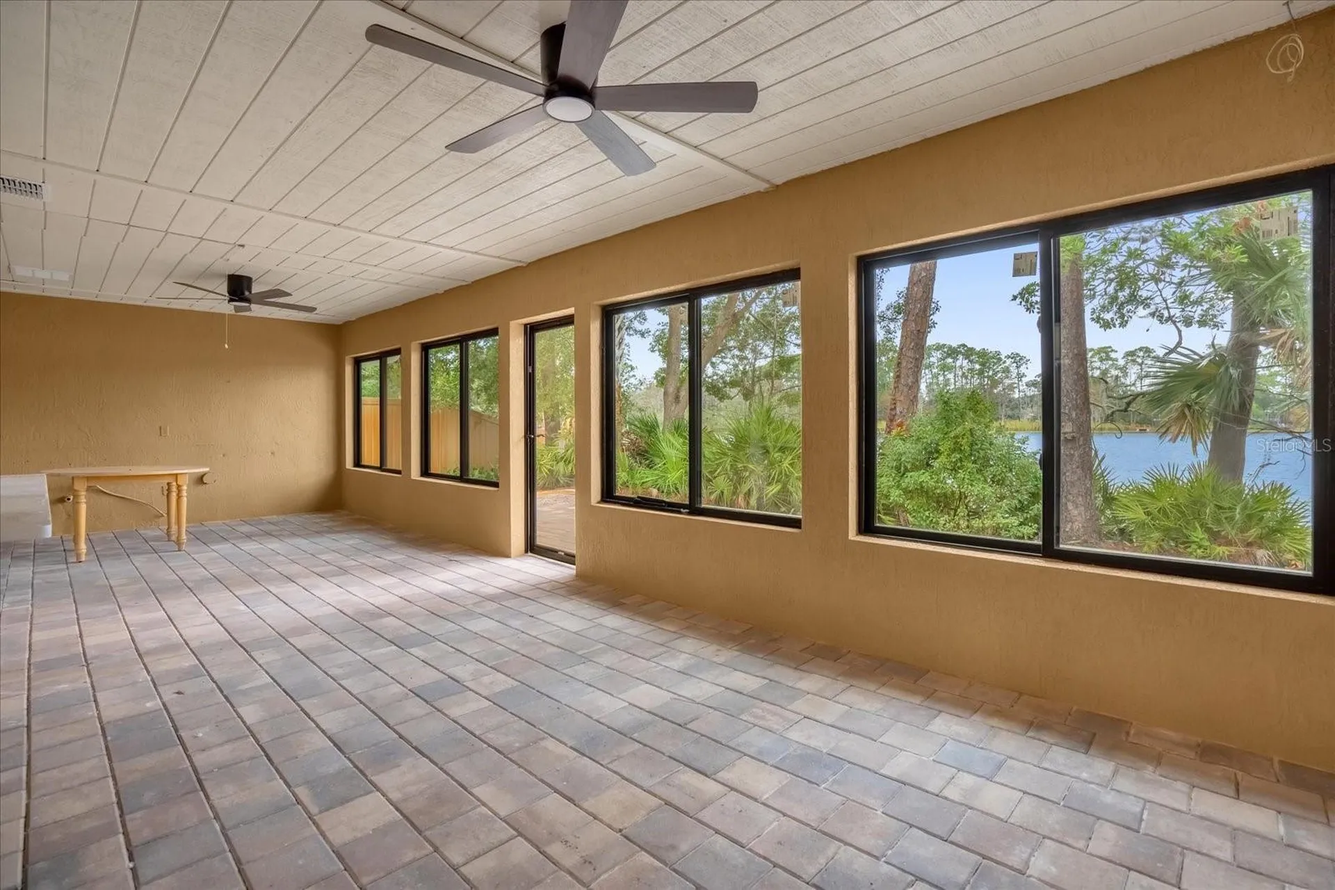 3966 Lake Mira Drive Orlando FL 32817
