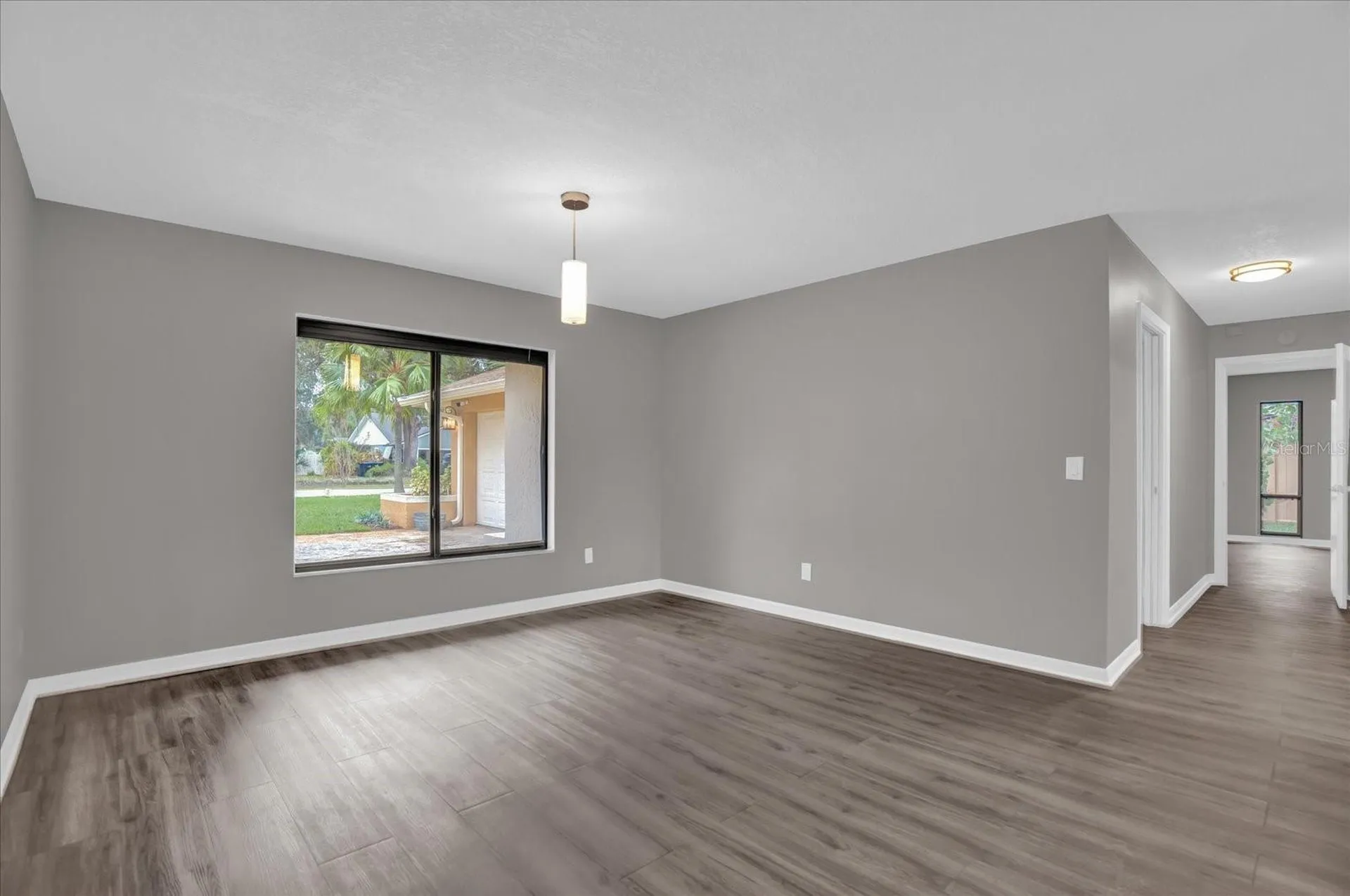 3966 Lake Mira Drive Orlando FL 32817