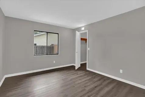 3966 Lake Mira Drive Orlando FL 32817