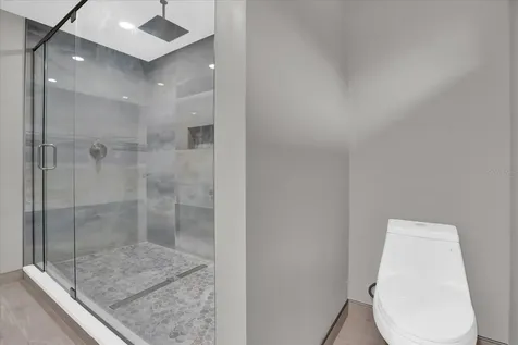 3966 Lake Mira Drive Orlando FL 32817
