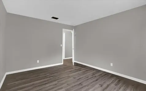 3966 Lake Mira Drive Orlando FL 32817