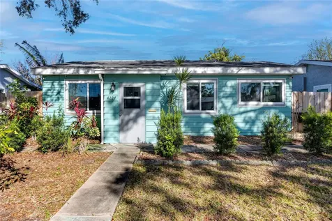 4227 6th Avenue N St Petersburg FL 33713