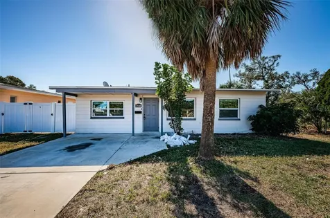 1536 77th Avenue N St Petersburg FL 33702