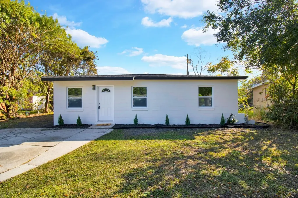 7715 Perugia Avenue Orlando FL 32819