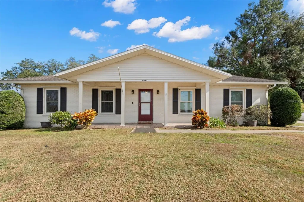 10840 Highview Drive Dade City FL 33525