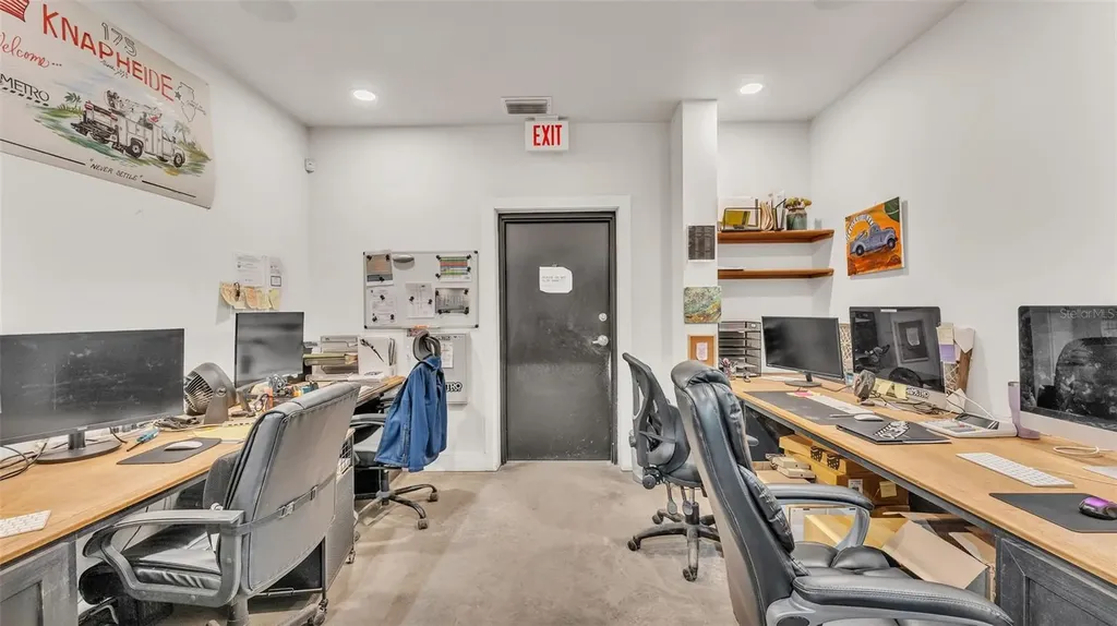 705 Jerry Smith Road Dover FL 33527