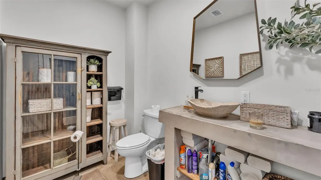 705 Jerry Smith Road Dover FL 33527