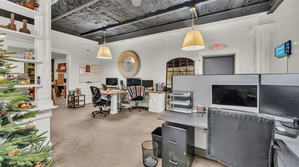 705 Jerry Smith Road Dover FL 33527