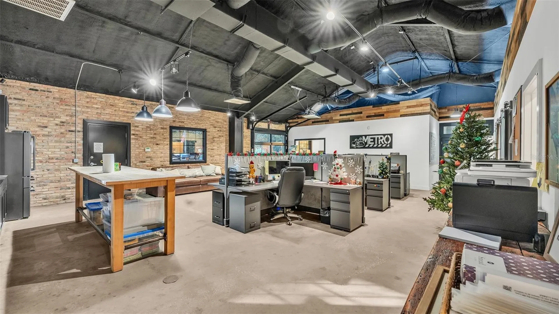 705 Jerry Smith Road Dover FL 33527