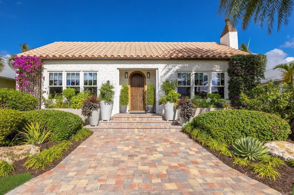 1923 Hibiscus Street Sarasota FL 34239