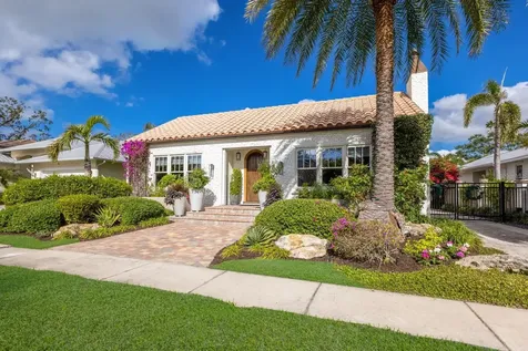 1923 Hibiscus Street Sarasota FL 34239