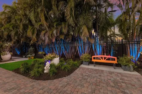 1923 Hibiscus Street Sarasota FL 34239