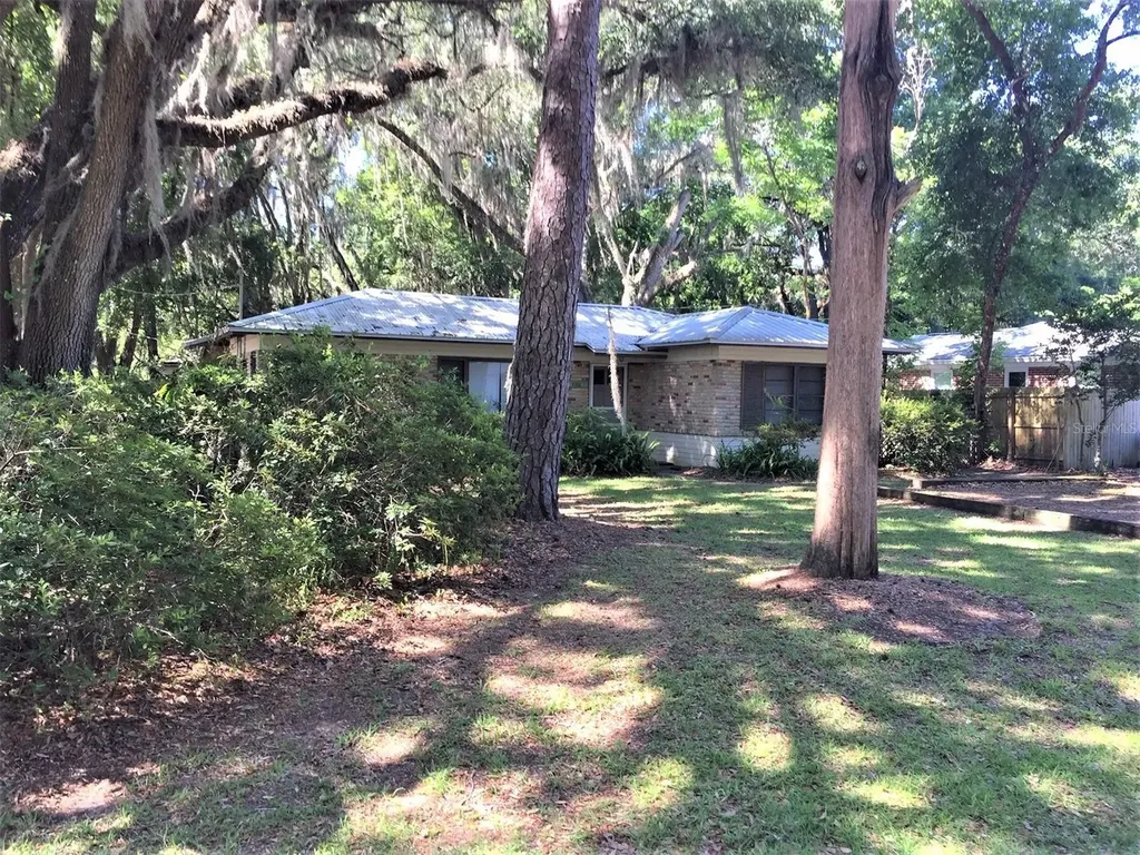 2703 NW 2nd Avenue Gainesville FL 32607