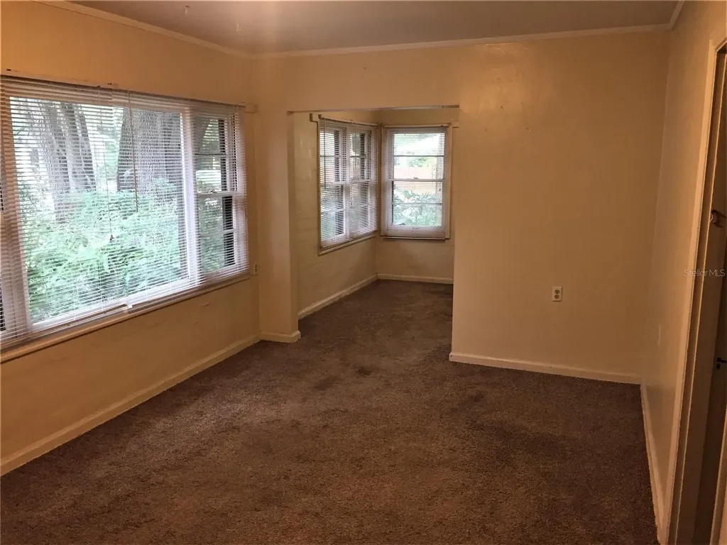 2703 NW 2nd Avenue Gainesville FL 32607