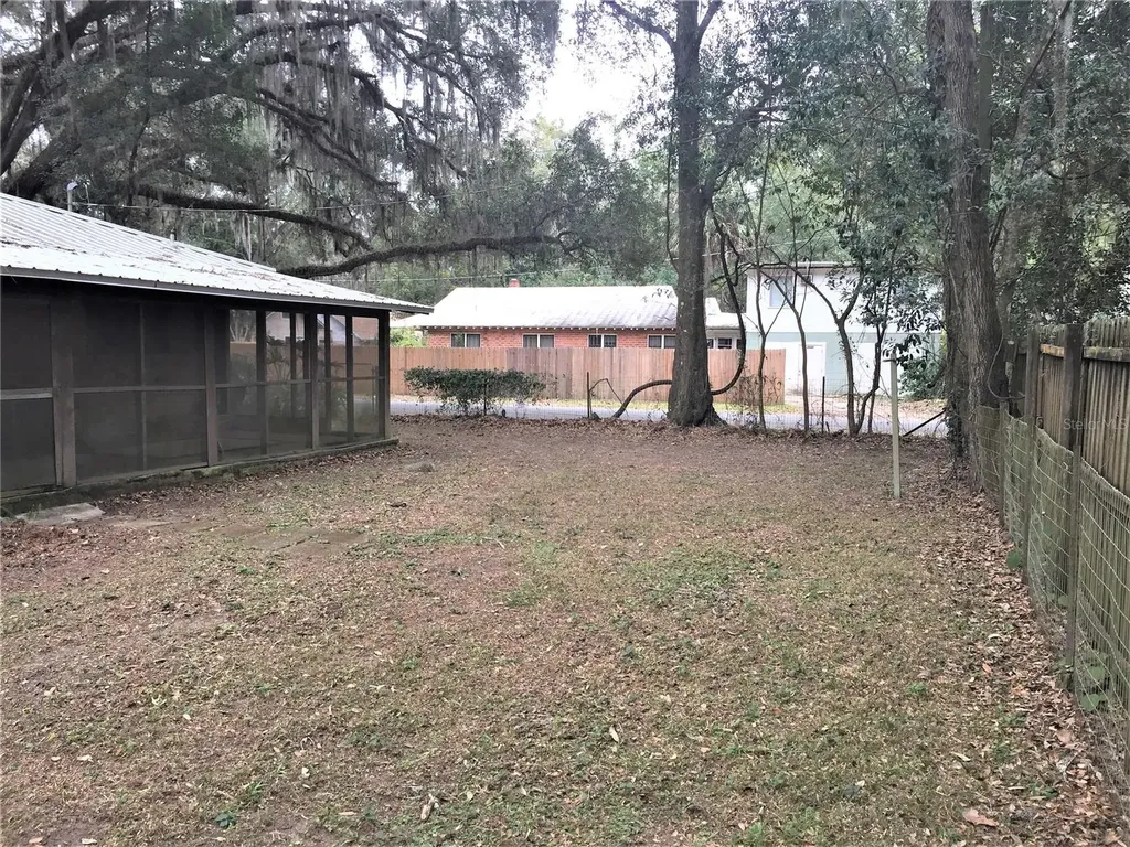 2703 NW 2nd Avenue Gainesville FL 32607