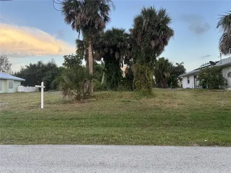 145 Mark Twain Lane Rotonda West FL 33947