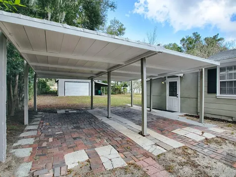 1323 Liberty Avenue Mount Dora FL 32757