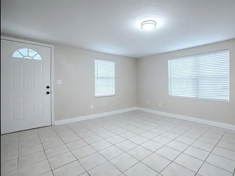 1323 Liberty Avenue Mount Dora FL 32757