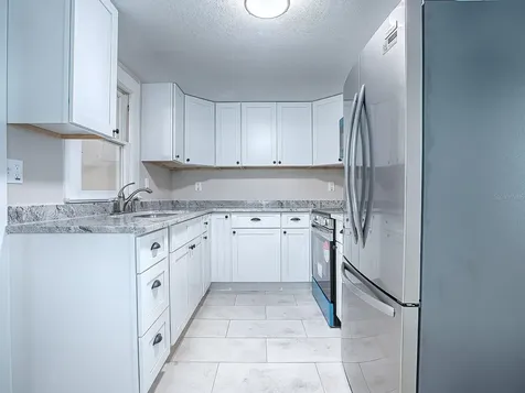 1323 Liberty Avenue Mount Dora FL 32757