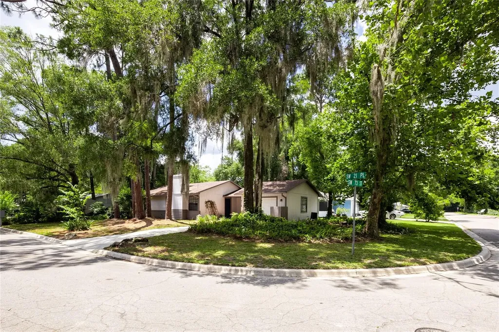 2116 SW 73rd Street Gainesville FL 32607